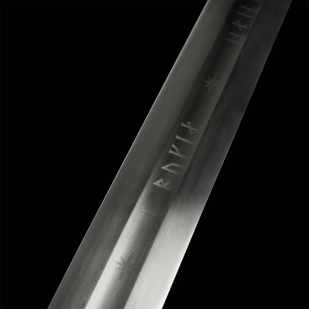 Narsil: The Sword of King Elendil – Limited Heritage Edition - Back View