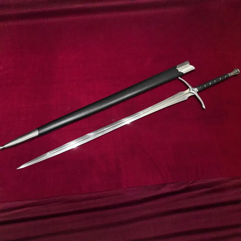 Glamdring — Foe-hammer, Gandalf's sword - Detail Shot
