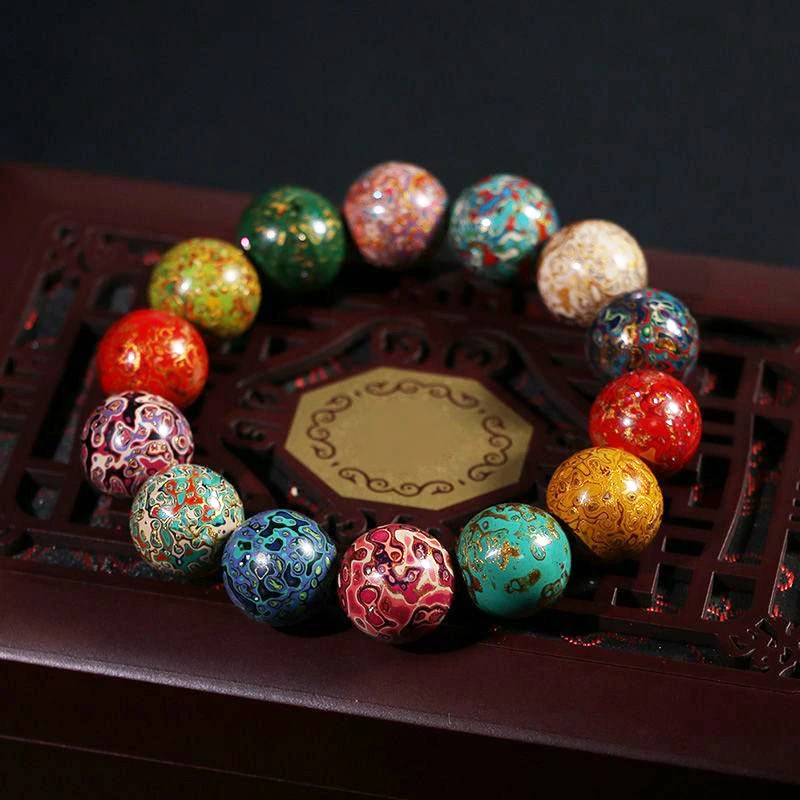 Chinese Lacquerware & Urushi, Buddha & Taoism Bracelet - Detail Shot
