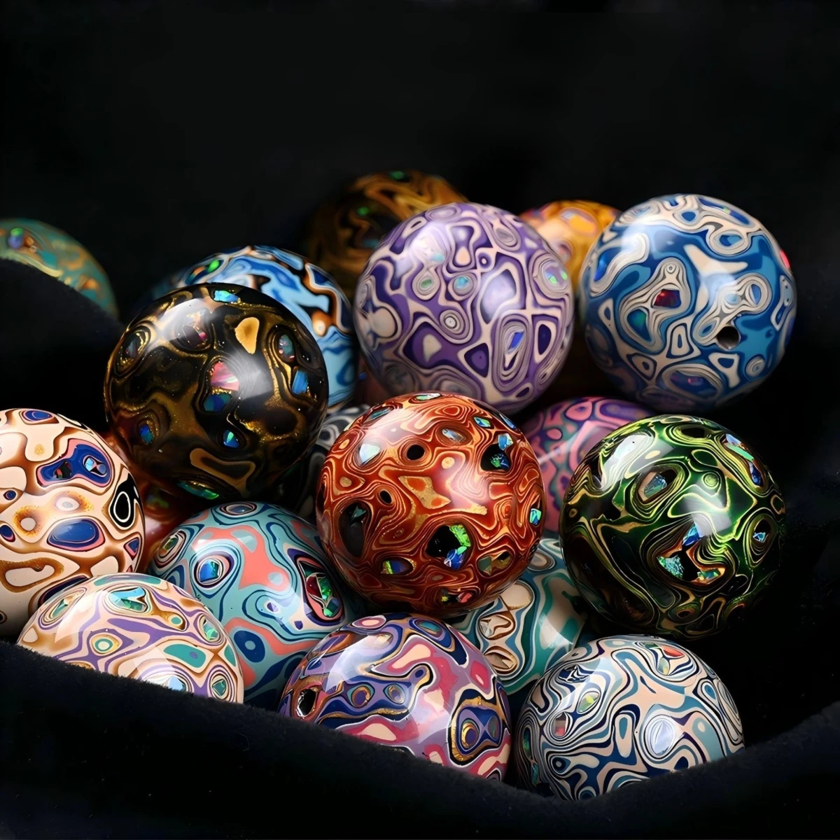 Chinese Lacquerware & Urushi, Single Buddha Mala Beads - Lifestyle Display
