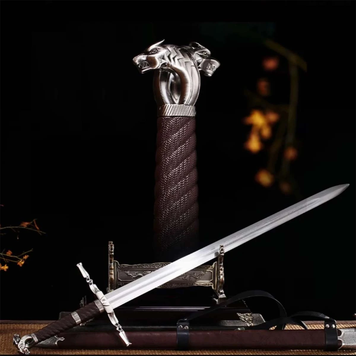Griffin Steel Sword - The Witcher 3 Sword - Front View