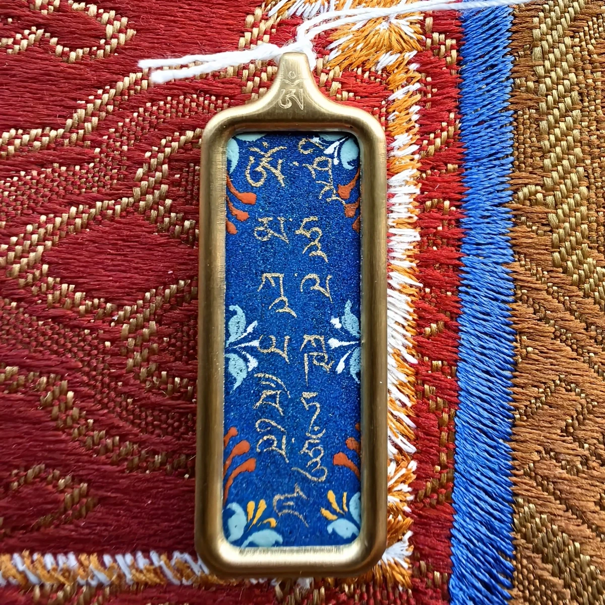 Sacred Art of Tibet: Authentic Hand-Painted Thangka by Master Artisans 30mm blue