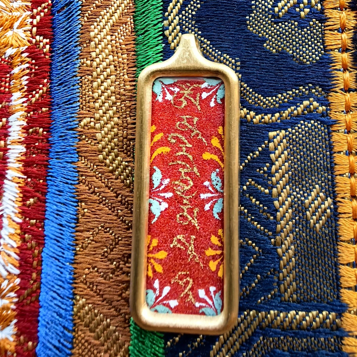 Sacred Art of Tibet: Authentic Hand-Painted Thangka by Master Artisans 30mm red